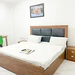 Hotel Classy - Nizamuddin Railway Station